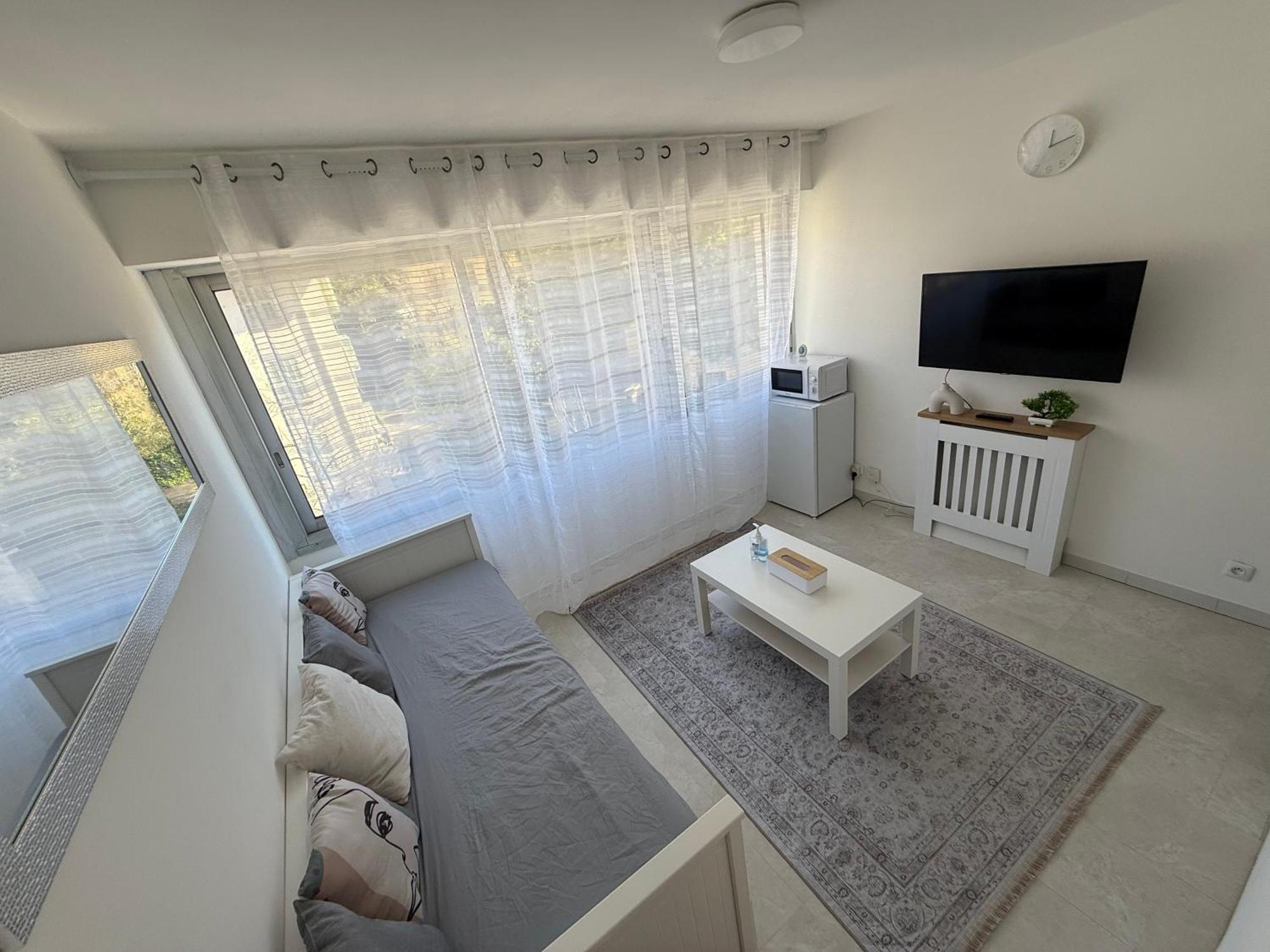 Studio Cosy Entierement Equipe Nice Dış mekan fotoğraf